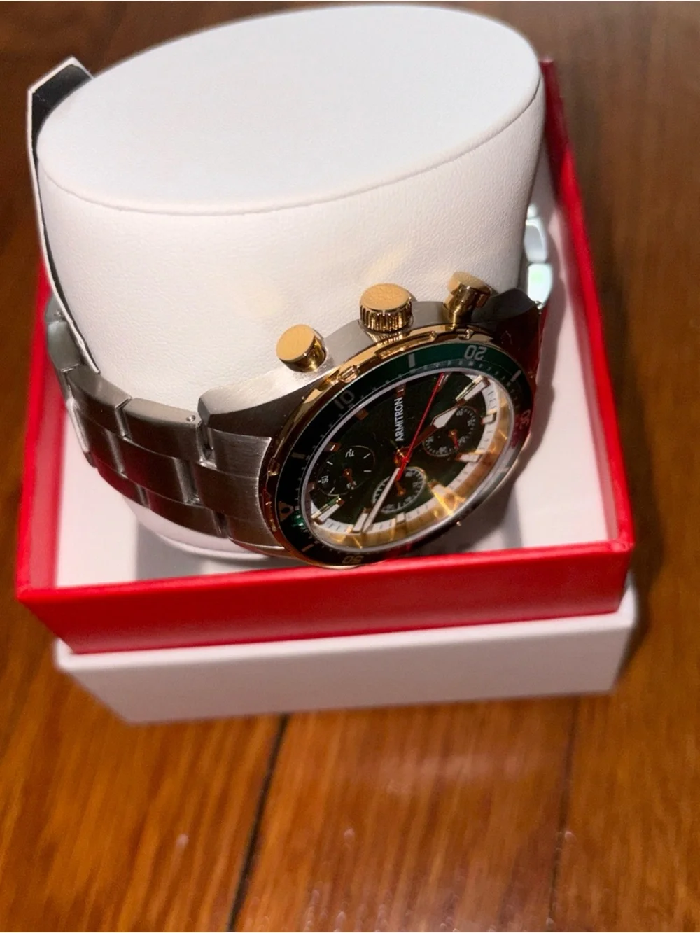 Men’s watch with green dial